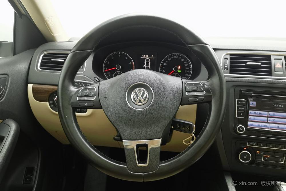 Volkswagen Sagitar 2012 1.4TSI Automatic Flagship – фото 15