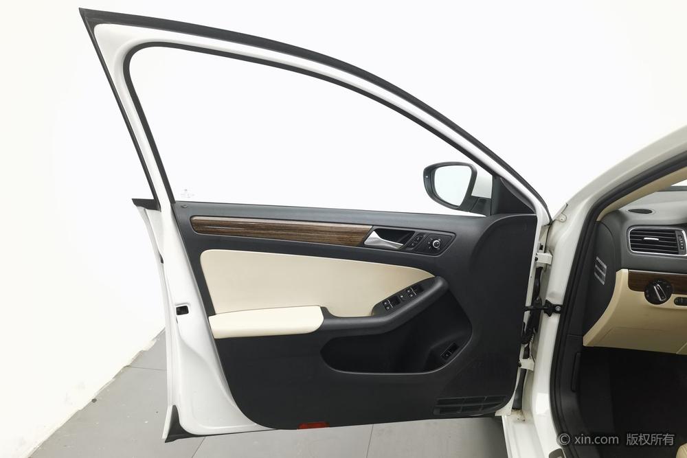 Volkswagen Sagitar 2012 1.4TSI Automatic Flagship – фото 22