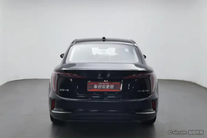 Hongqi E-QM5 2024 Model 500KM Travel Edition 100kW – фото 3
