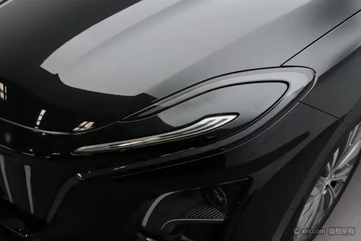 Hongqi E-QM5 2024 Model 500KM Travel Edition 100kW – фото 7