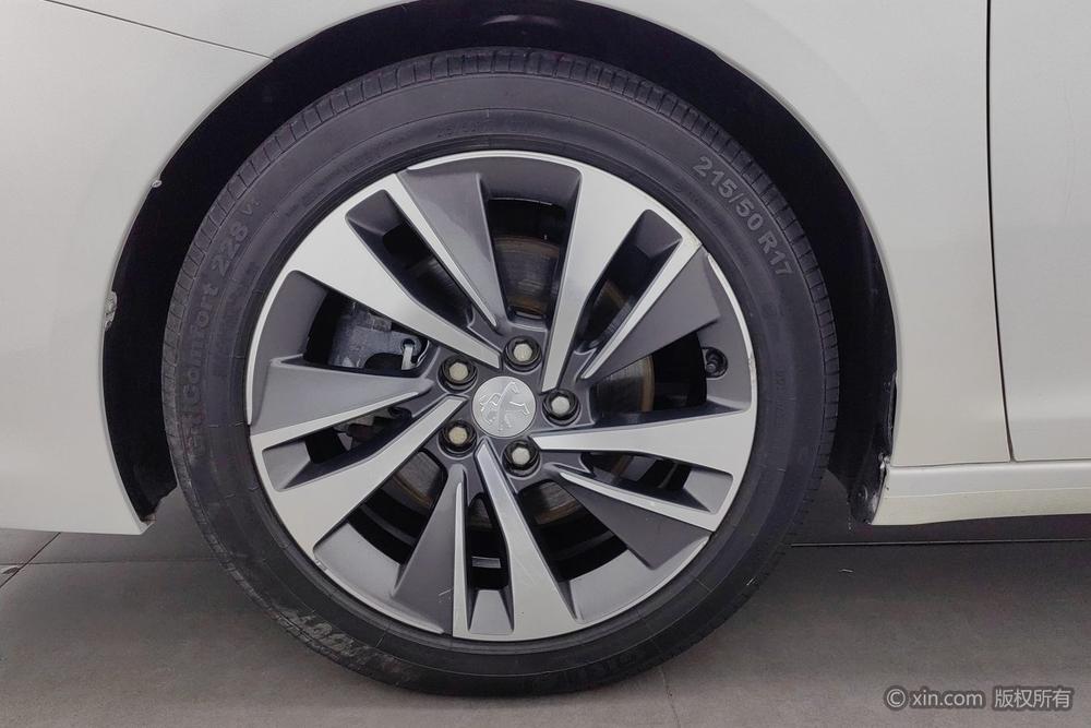 Peugeot 308 2014 Enjoy Classic 1.6L Automatic Elegant Модель 2020 года 360THP 十 Anniversary Premium Edition – фото 11