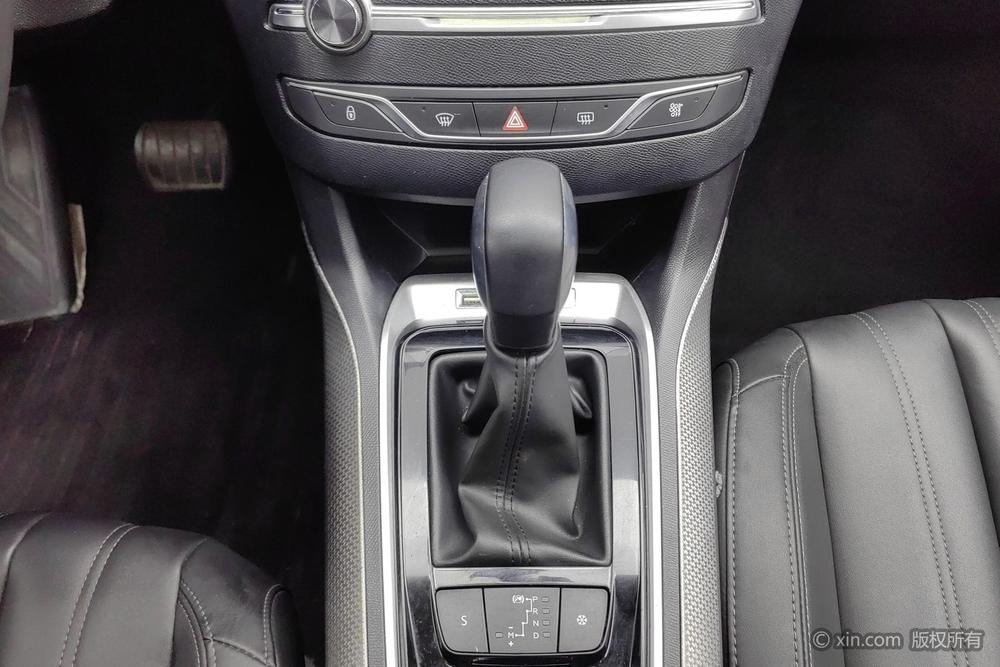 Peugeot 308 2014 Enjoy Classic 1.6L Automatic Elegant Модель 2020 года 360THP 十 Anniversary Premium Edition – фото 15