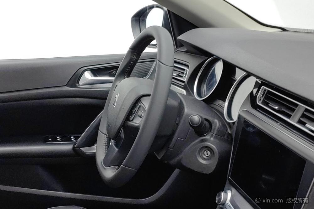 Peugeot 308 2014 Enjoy Classic 1.6L Automatic Elegant Модель 2020 года 360THP 十 Anniversary Premium Edition – фото 17