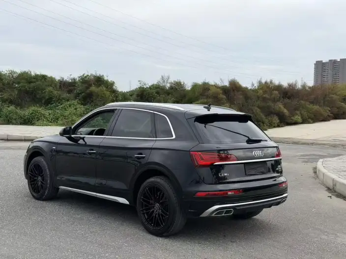 Audi Q5L 2022 Model 40T Luxury Dynamic Model – фото 4
