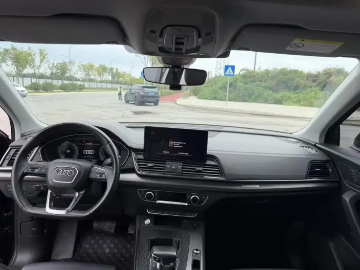 Audi Q5L 2022 Model 40T Luxury Dynamic Model – фото 7