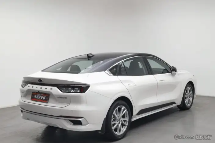 Ford Mondeo 2022 Model EcoBoost 245 Luxury Model – фото 4