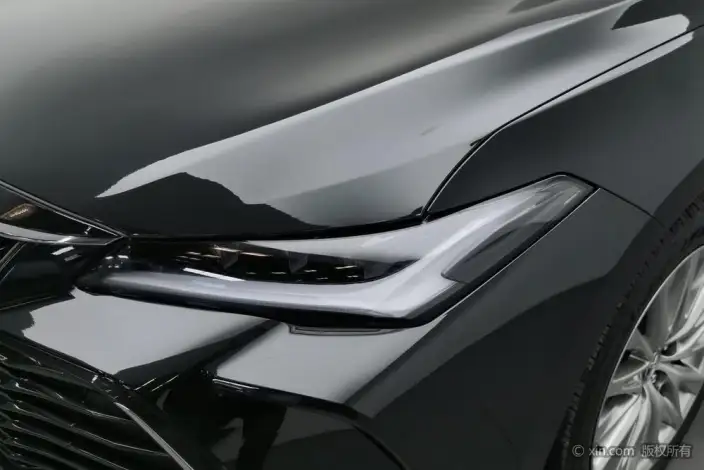 Toyota Avalon 2023 Model Intelligent Hybrid 2.5L E-CVT XLE Premium Edition – фото 7
