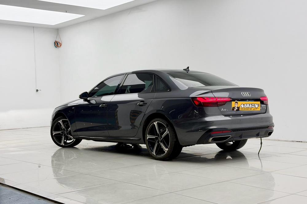 Audi A4 L 2024 40 TFSI Luxury Sport