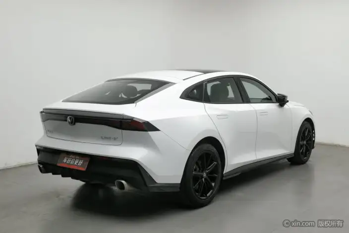 Changan UNI-V 2022 Model 1.5T Noble Model – фото 4