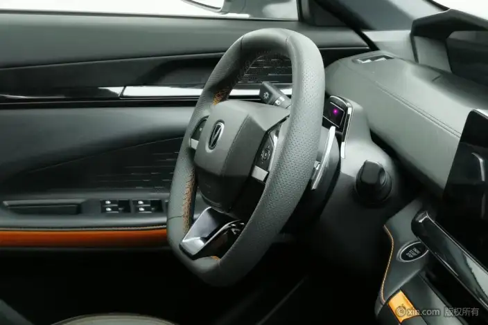 Changan UNI-V 2022 Model 1.5T Noble Model – фото 8