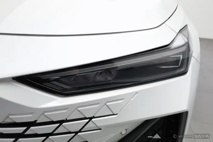 Changan UNI-V 2022 Model 1.5T Noble Model – фото 10
