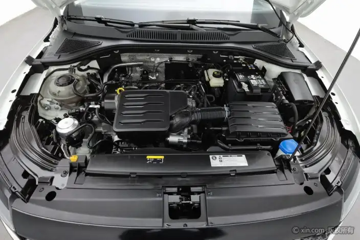 Volkswagen Lavida 2024 Model 1.5L Automatic Starry Sky Five Million Edition – фото 5