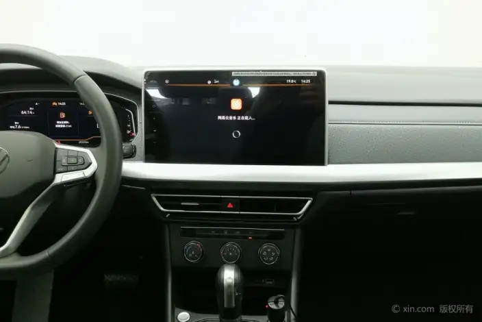 Volkswagen Lavida 2024 Model 1.5L Automatic Starry Sky Five Million Edition – фото 8