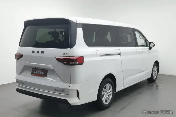 Ruishi Wangpai M7 2025 Model 2.0L Luxury Model Manual Long axis 7 seat