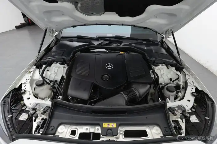 Mercedes-Benz C-Class 2023 Model Facelift C 200 L Sports Edition – фото 5