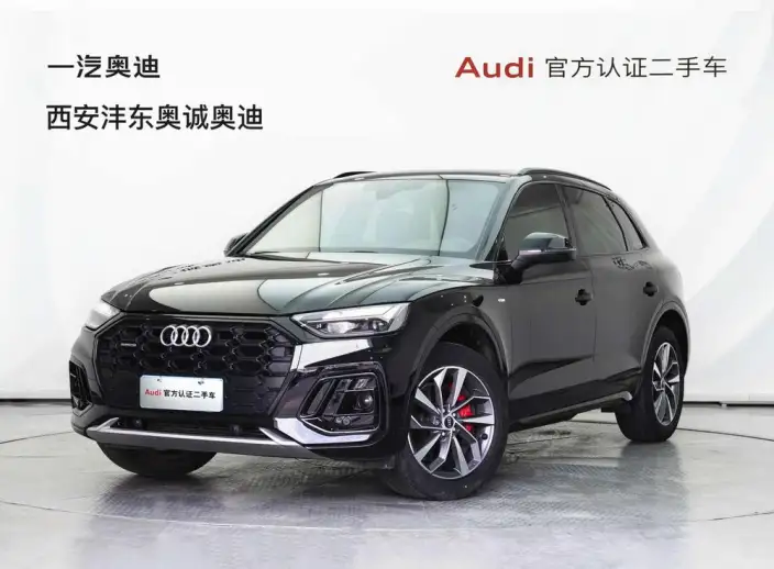 Audi Q5L 2024 Model 40TFSI Luxury Dynamic Model – фото 1