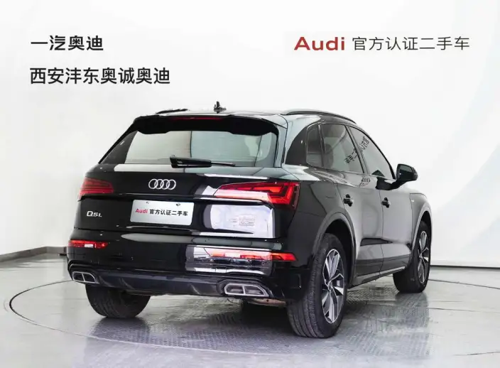 Audi Q5L 2024 Model 40TFSI Luxury Dynamic Model – фото 4