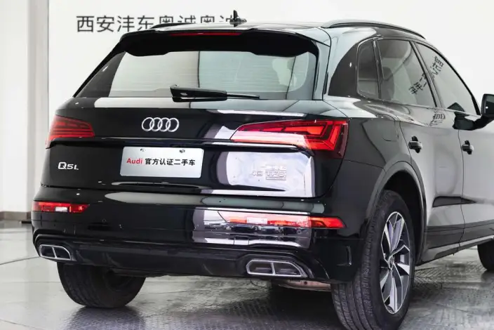 Audi Q5L 2024 Model 40TFSI Luxury Dynamic Model – фото 6