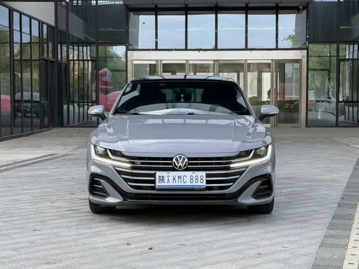 Volkswagen CC 2021 Model 330TSI Dazzling version – фото 2