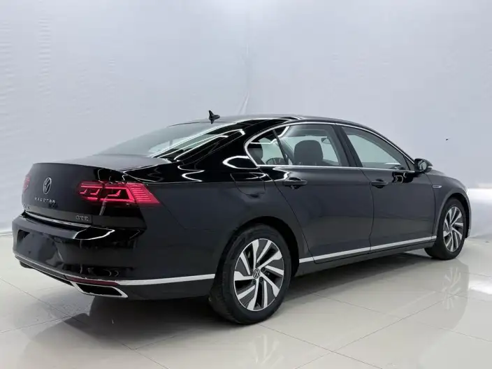 Volkswagen Magotan PHEV 2022 Model Luxury Model – фото 6