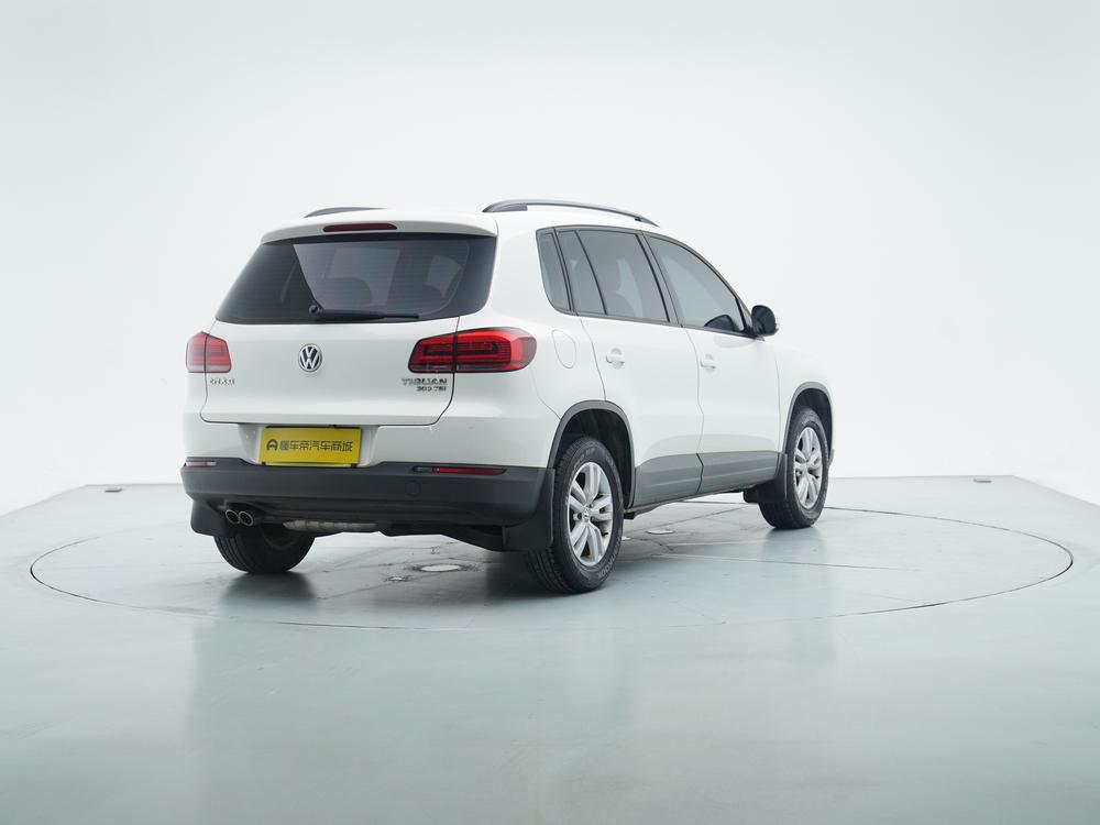 Volkswagen Tiguan 2016 300 TSI Automatic FWD Style – фото 7