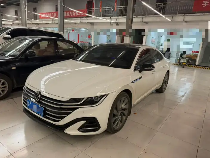 Volkswagen CC 2023 Model 380TSI Eye-catching version – фото 1