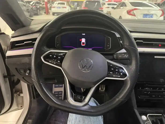 Volkswagen CC 2023 Model 380TSI Eye-catching version – фото 8