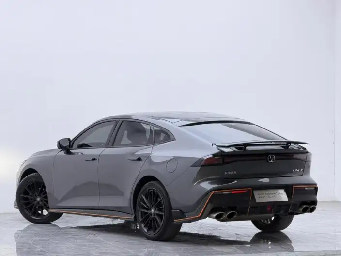 Changan UNI-V 2023 Model 1.5T Sports Edition – фото 3
