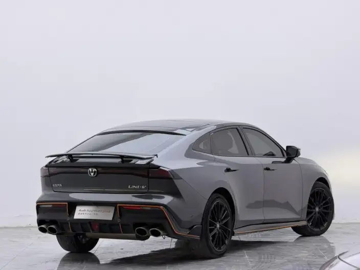Changan UNI-V 2023 Model 1.5T Sports Edition – фото 5