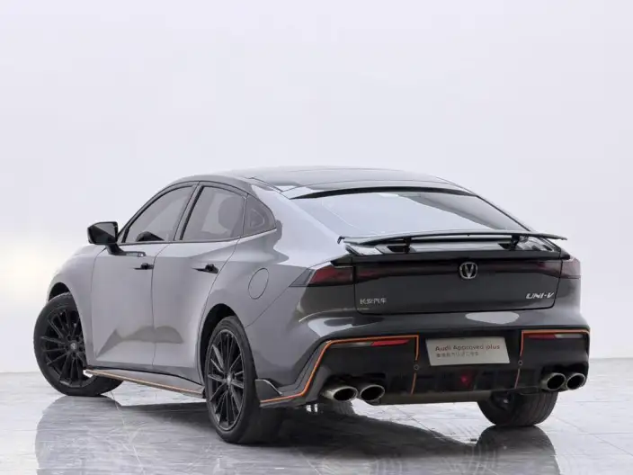 Changan UNI-V 2023 Model 1.5T Sports Edition – фото 8
