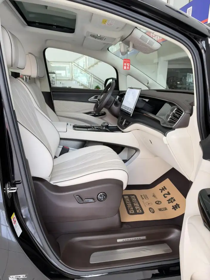 DENZA D9 DM 2024 Model 980 4WD Flagship Model – фото 6