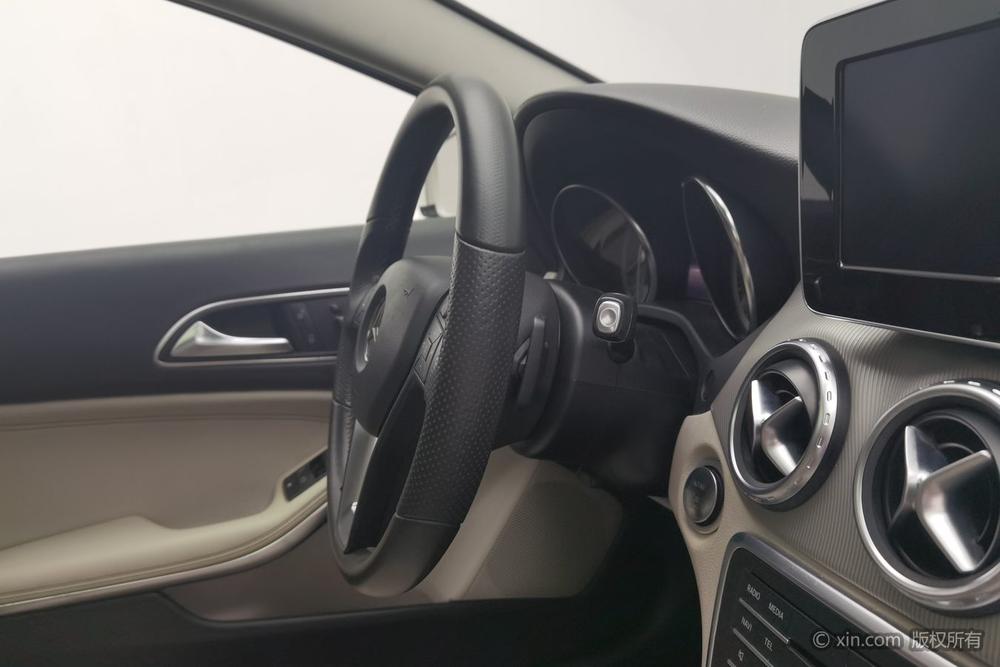 Mercedes-Benz GLA 2016 GLA 200 Dynamic – фото 12