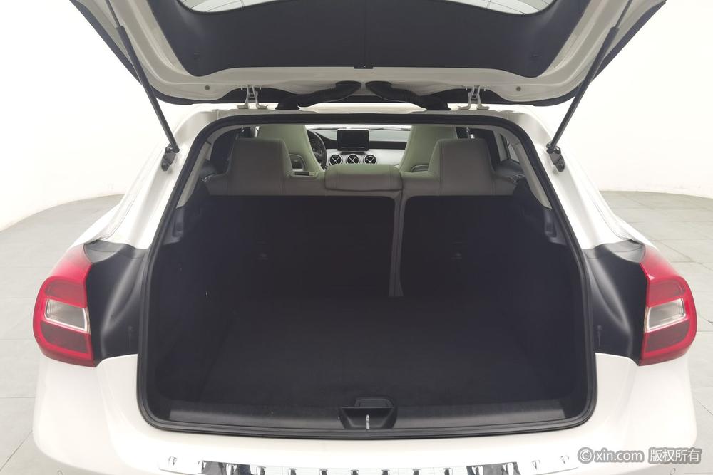 Mercedes-Benz GLA 2016 GLA 200 Dynamic – фото 24