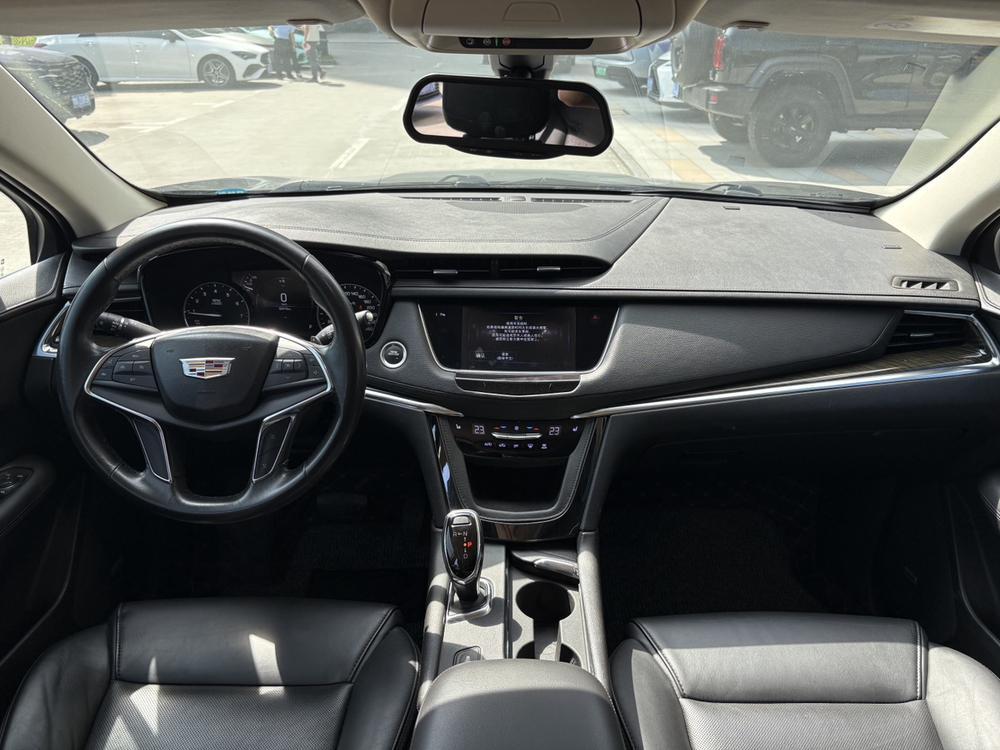 Cadillac XT5 2018 25T Luxury – фото 6