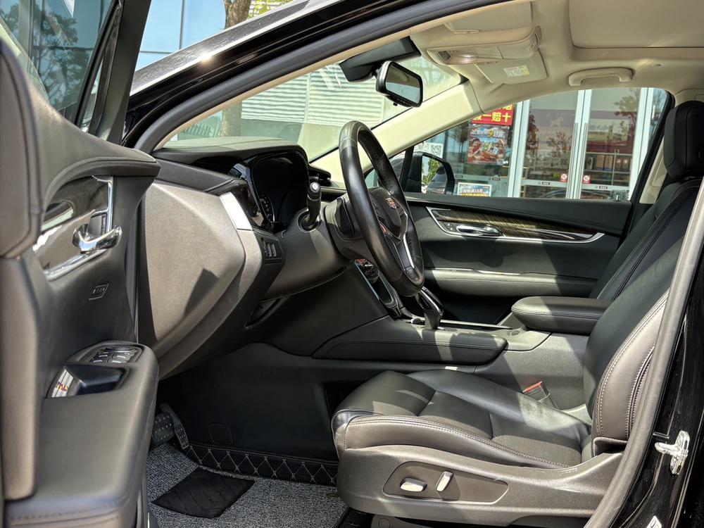 Cadillac XT5 2018 25T Luxury – фото 8
