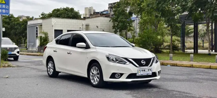 Nissan Sylphy 2021 Model Classic 1.6 XL CVT Deluxe Edition – фото 3