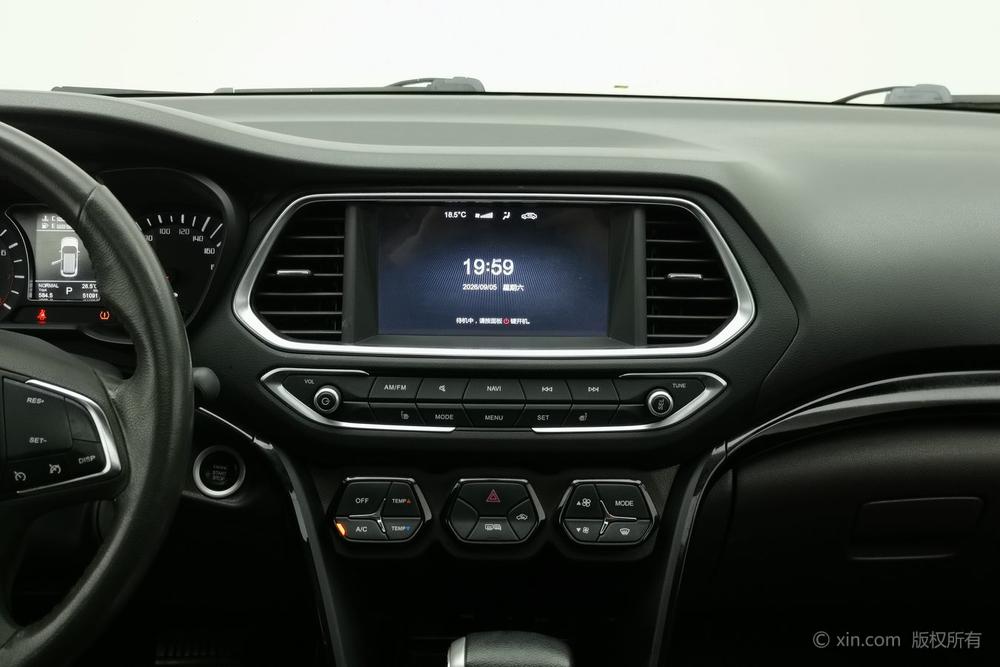 GAC Trumpchi GS4 2015 модификация 200T G-DCT Deluxe Edition – фото 14
