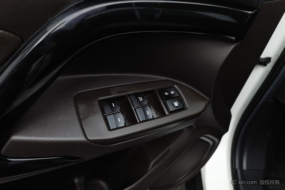 GAC Trumpchi GS4 2015 модификация 200T G-DCT Deluxe Edition – фото 23