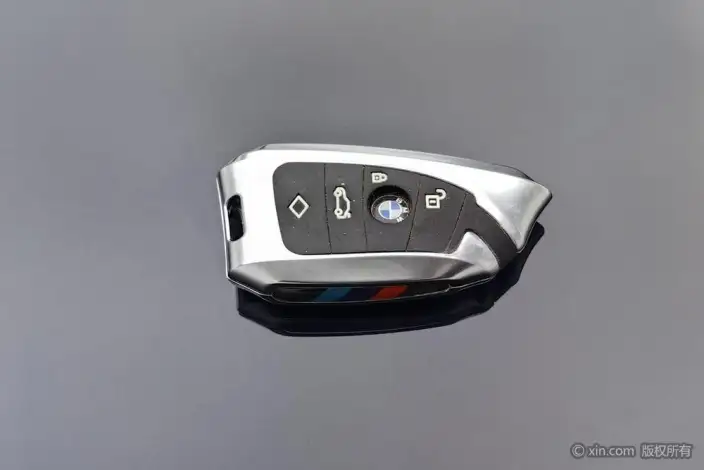 BMW 3 Series 2025 Model 325Li M Sports Set – фото 6