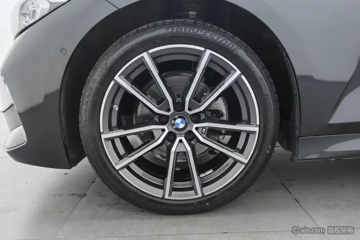 BMW 3 Series 2025 Model 325Li M Sports Set – фото 9