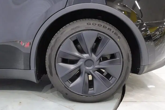 Model Y 2023 Model Rear-wheel drive version – фото 9
