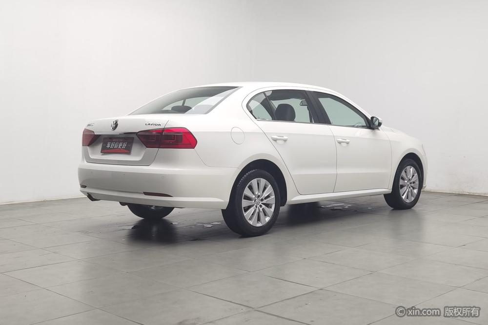 Volkswagen Lavida 2013 Classic Facelift 1.6L Automatic Comfort