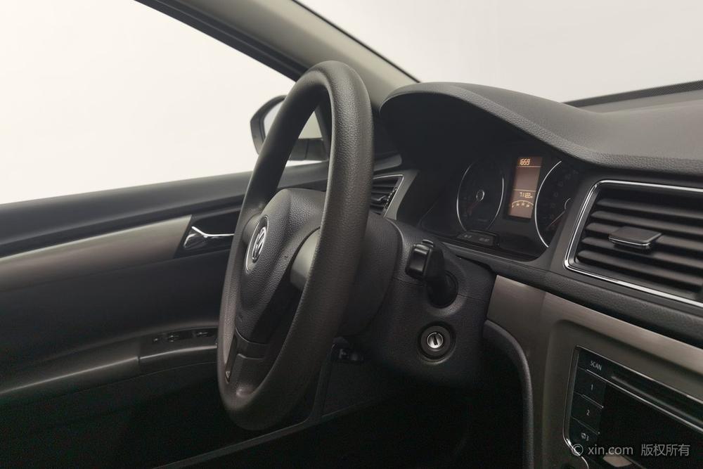 Volkswagen Lavida 2013 Classic Facelift 1.6L Automatic Comfort – фото 10