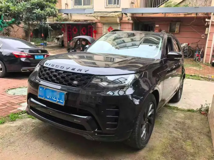 Land Rover Discovery 2023 Model Facelift 360PS R-Dynamic S – фото 1