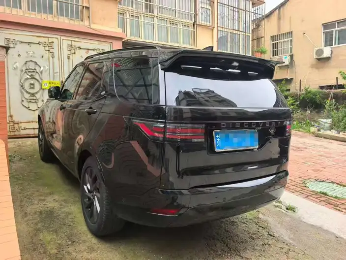 Land Rover Discovery 2023 Model Facelift 360PS R-Dynamic S – фото 3