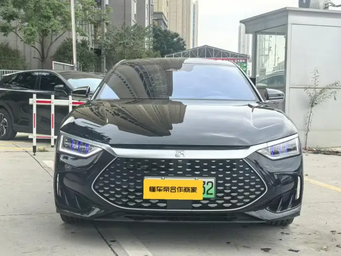 BYD Han DM 2022 Model DM-i 121KM Noble Model – фото 2