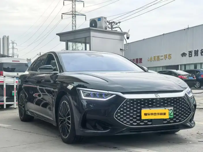 BYD Han DM 2022 Model DM-i 121KM Noble Model – фото 3