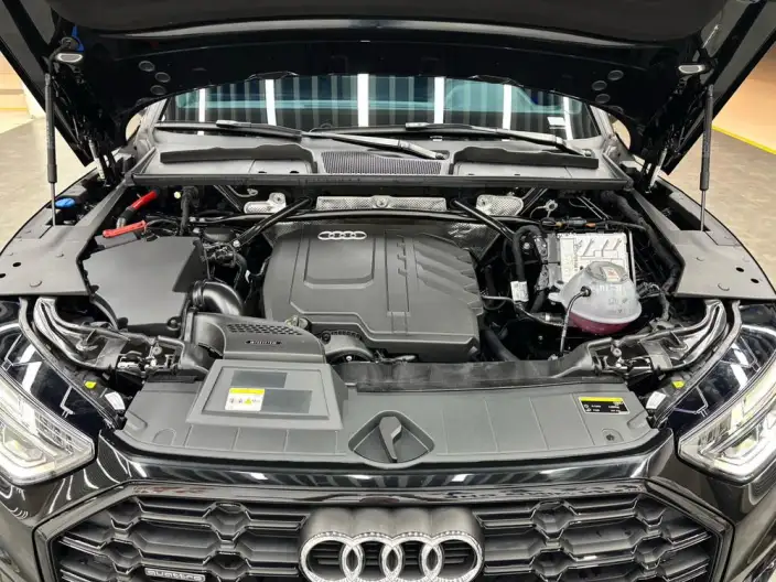 Audi Q5L 2025 Model 45TFSI Luxury Dynamic Model – фото 5