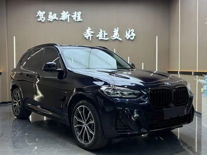 BMW X3 2023 Model xDrive30i Leading Model M Night Set
