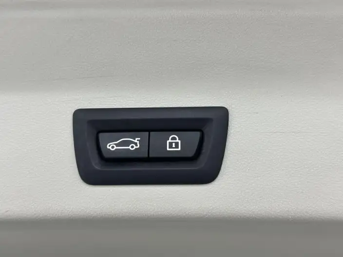 BMW X3 2022 Model xDrive30i Leading Model M Night Set – фото 8
